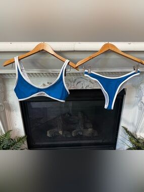 NWOT!!! Zaful Blue Bikini with White Trim